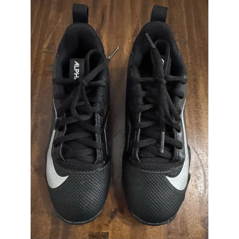 Nike Kids Alpha Menace 4 Shark Football Cleats Black Silver FQ4012-002 Size 13C